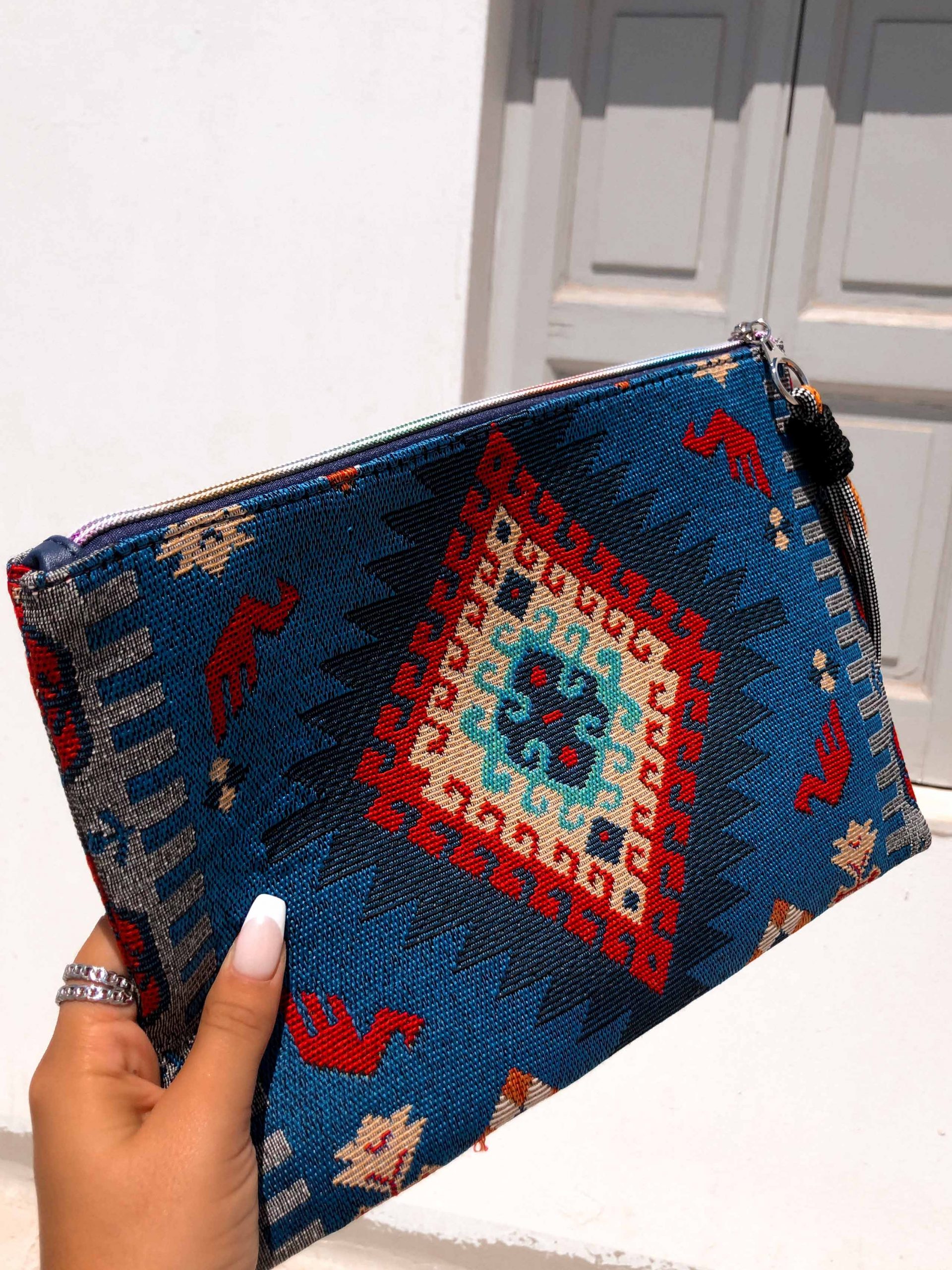 00913039-C8D5-44EA-9547-F626635E6588-scaled