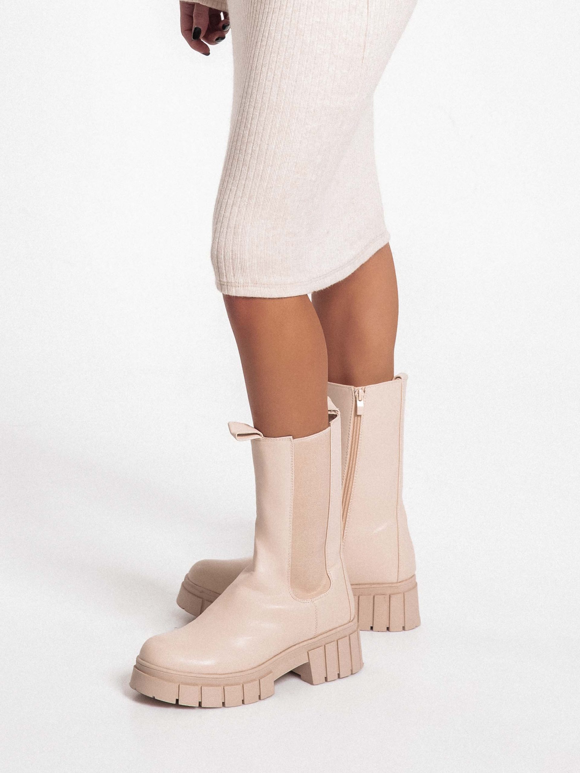 041EE757-EA73-431A-AA05-2097B58D3825-scaled