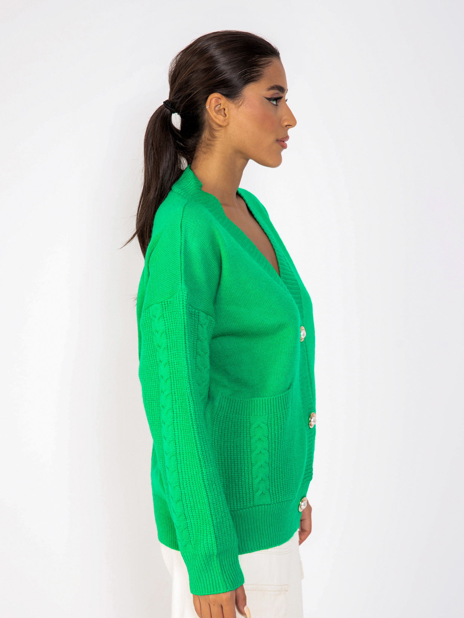 79F800B9-B714-4E3A-9E77-7EF98BF85F26