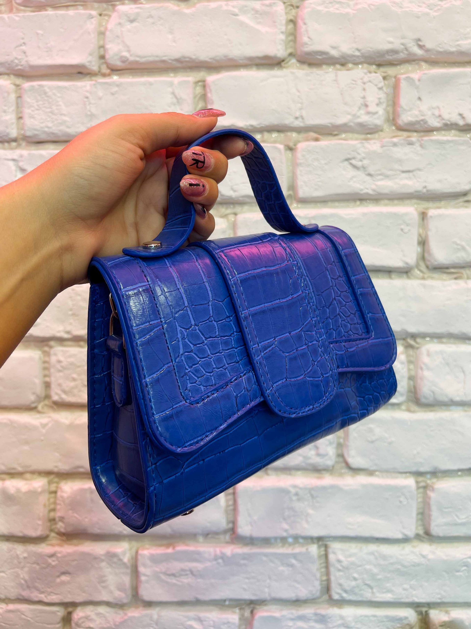 F1F5F05B-777B-4BDA-8E95-B996C4DB7521-scaled